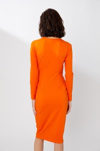 Oranžna ozka obleka z naborki in rebri