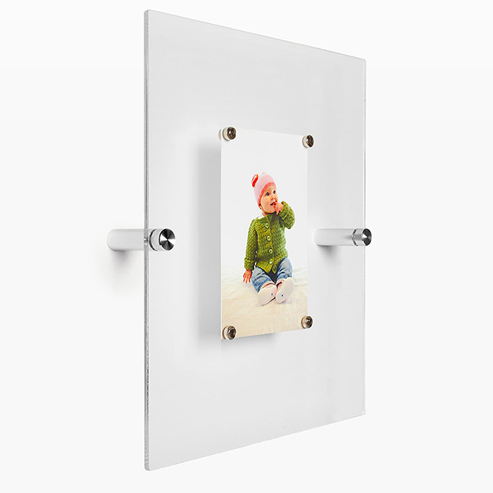 8,5 x 11 muurmontering deursigtige akrieltekenhouer-fotoraam met chroomgoue afstaanskroewe