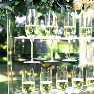 קיר פלסטיק סיטונאי מותאם אישית מעמד תצוגת כוס שמפניה לבקבוק שמפניה אקריליק שקוף מחזיק זכוכית שמפניה לחתונה