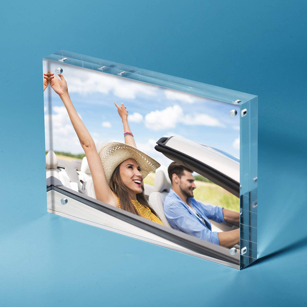 Кристално рачно полиран луцитен блок рамка со приспособено гравирање акрилен фото слава Избрана слика