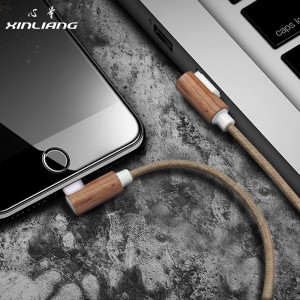 FSC wooden charging cable