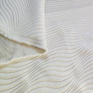 सॉफ्ट टच चीन निर्माता बुना हुआ 100% पॉलिएस्टर गद्दा खिंचाव कपड़ा
