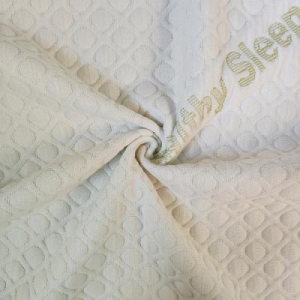 O fabricante de China de tacto suave tricotou un tecido elástico de colchón 100% poliéster