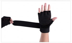 Wholesale Men’S And Women’S Fitness Gloves Half Finger Breathable Non-Slip Weightlifting Hand Guard Dumbbell Equipment Training KP-10