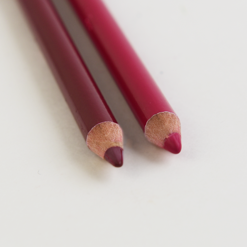 Professional Lip Makeup Smudge-Proof Lip Liner for Thin Lips Supplier