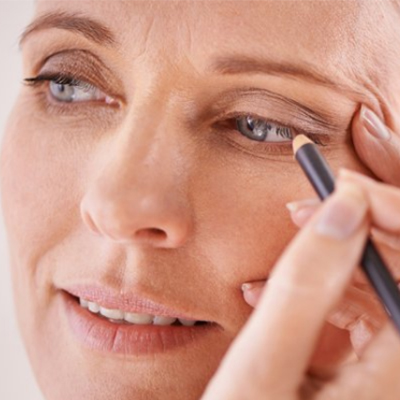 Yetişkin Göz Makyajı Yapmanın 9 Daha İyi Yolu