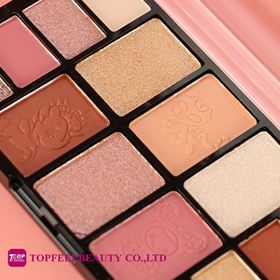 We have produced a variety of high quality eyeshadow palettes with professional makeup artists