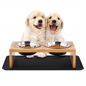 Emelt etetőállomás kutyatáltartó állvány 2 tálal és egy csúszásmentes tálcával