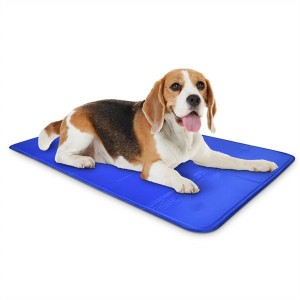 Wholesale Pet Dog Self Cooling Mat Pad para sa Kennels Crates ug Beds