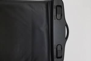 bossa impermeable de color negre