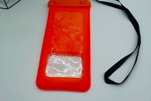 Vodeodolná taška v oranžovej farbe