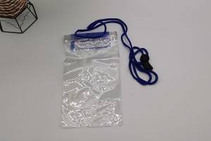 bossa impermeable en transparent