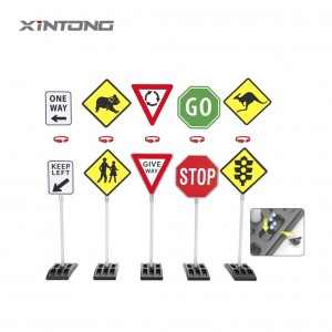 Panneaux de signalisation routière