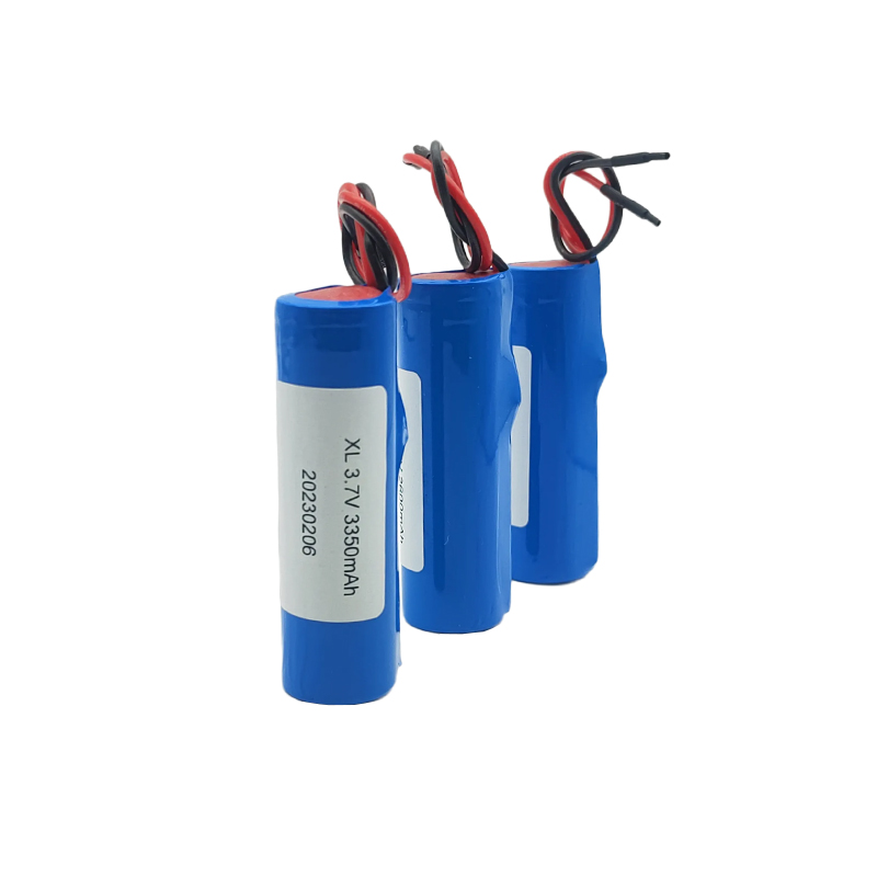 3,7 V hengeres lítium akkumulátor termékmodell 18650,3350 mAh