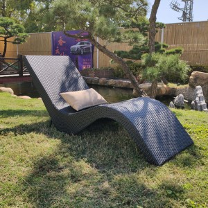 Patio Chaise Lounge Chairs Pool Outdoor dengan Headrest Recliner