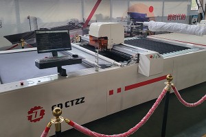 Why Choose Fully Automatic Computer Cutting Machine
