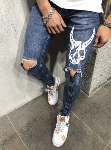 Naka-personalize na fashion bagong ripped jeans men's slim-fit men's jeans