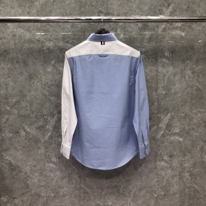 2022, venta al por mayor de fábrica, camisa de costura azul y blanca personalizada de gran tamaño a la moda para hombres