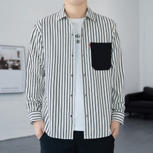 Elegantna moška črno-bela črtasta srajca velike velikosti 2022 po tovarniški meri
