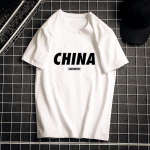 فروش عمده تی شرت مردانه یقه دایره ای و آستین کوتاه با چاپ حروف