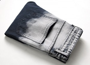 Módne roztrhané pánske džínsy s čiernobielym gradientom plus size