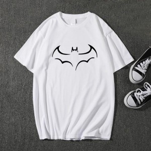 Patogūs šikšnosparnio rašto vyriški marškinėliai trumpomis rankovėmis