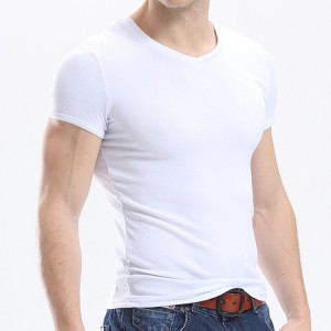 Модная якасная пустая тонкая штодзённая мужчынская футболка з кароткім рукавом і V-вобразным выразам