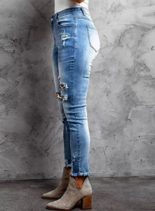 Νέο μοντέρνο γυναικείο τζιν με ελαστικό σκισμένο λεοπάρ μπάλωμα τζιν παντελόνι με λεπτή εφαρμογή στη μέση, πλυμένο γυναικείο τζιν