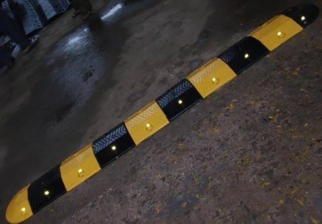 Are the speed bumps that can be seen everywhere really standard?