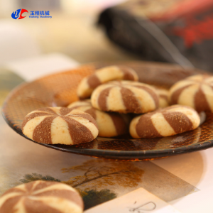Yucheng Hot Sell Superior Διπλό Χρώμα Μπισκότα με Γέμισμα