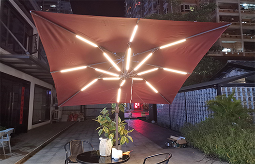Unde să vindeți cu ridicata lumini pentru umbrelă de terasă?