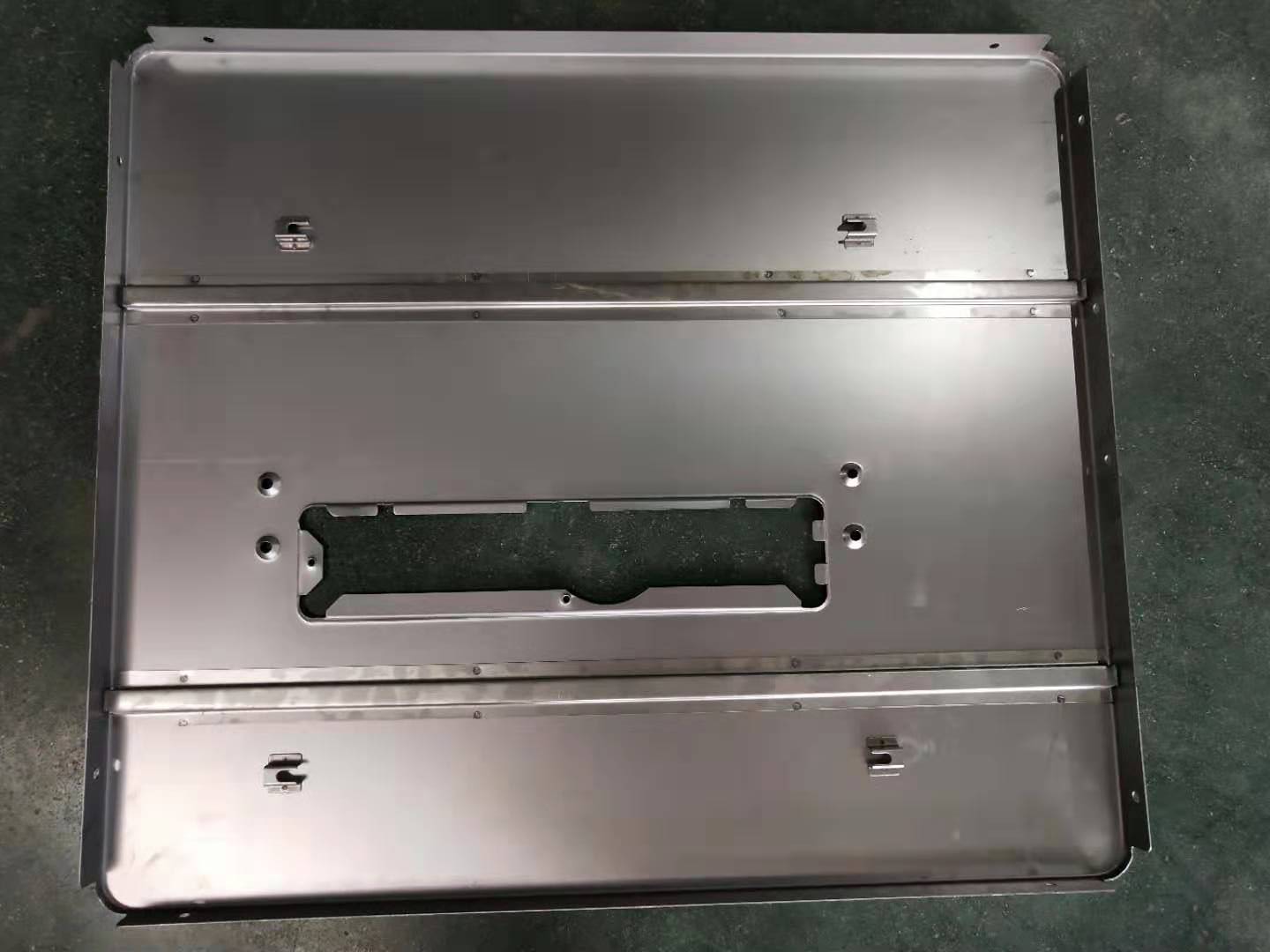Stiffener spot welding at lug convex welding