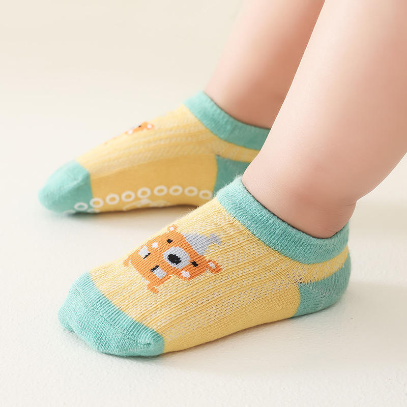 Anti-slip Non Skid Ankle Baby Socks (1)