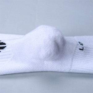 جوراب های ورزشی پنبه ای سفارشی با کیفیت بالا