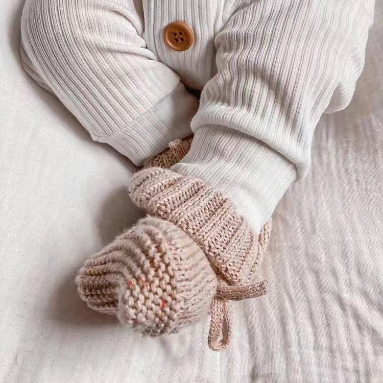 Knitted Warm Winter First Walkers Crochet կոշիկներ
