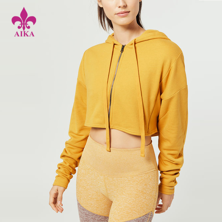 The most popular wholesale sportswear slim fit women short length casual solid stylish sports zipper jackets for women
