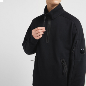Fashion Design Quarter Zip Thumb Holes Gym Sweatshirt For Men With Zip Pockets