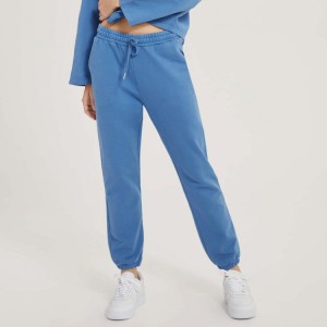 Factory New Design Two Piece Set Cotton Lounge Sweatsuits Jogging Clothes  for Women, Customized Loose Sportswear Long Sleeve Athletic Top with Jogger  Pants - China Ladies Jogging Suits Set and Customize Your
