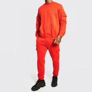Best Selling Embroidery Logo Cargo Pocket Blank Crew Neck 2 Pieces Sweatsuit Set For Men
