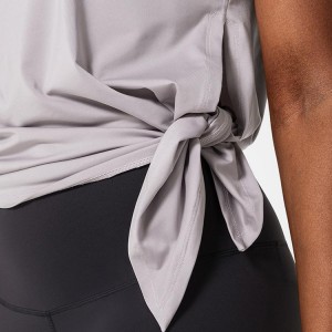 High Quality Sweat Wicking Split Hem Polyester Gym Sports T Shirts Custom Printing For Women