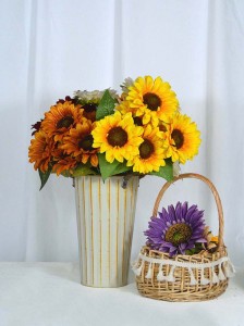 โรงงานขายส่งดอกไม้ดอกโบตั๋นปลอม - ช่อดอกทานตะวันประดิษฐ์พร้อมก้านสำหรับงานแต่งงานที่บ้านโต๊ะในครัววันเกิดการตกแต่งในร่มกลางแจ้ง, ดอกทานตะวันเทียมกับ 7 หัวดอกทานตะวันหัว - sunfowe...