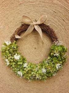 Spring ug Summer Wreath, Artipisyal nga Greenery Wreath para sa Front Door Wall Home Farmhouse, Wedding Wreath Celebration Decor nga adunay Wreath Hanger-Wreath summer SH6770071