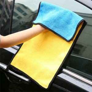 Asciugamani in morbida microfibra per la pulizia e la pulizia dell'auto