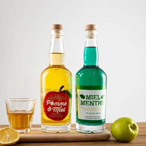 Botella Tennessee de vidro transparente de novo deseño de 500 ml para vodka, whisky