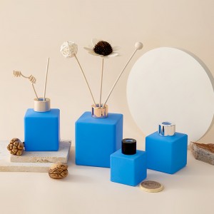 Blue Square Glass Oil Reed Diffuser Glass Bottle with Screw Cap
