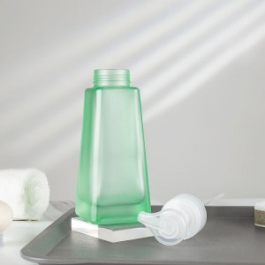 Flacone in vetro per lavaggio a mano con pompa schiumogena da 370 ml verde smerigliato