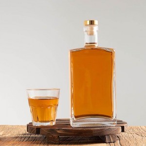 Bar Top Cork Square 750ml Whisky Glass Bottle Custom