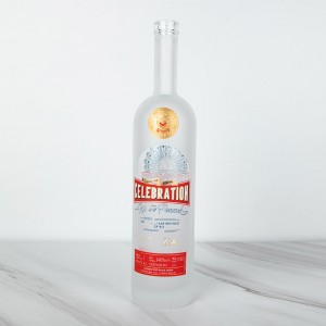 Personalized 750ml Frosted Arizona Glass Gin Bottle