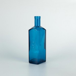 Engraved Blue Square 750ml Vodka Glass Bottle