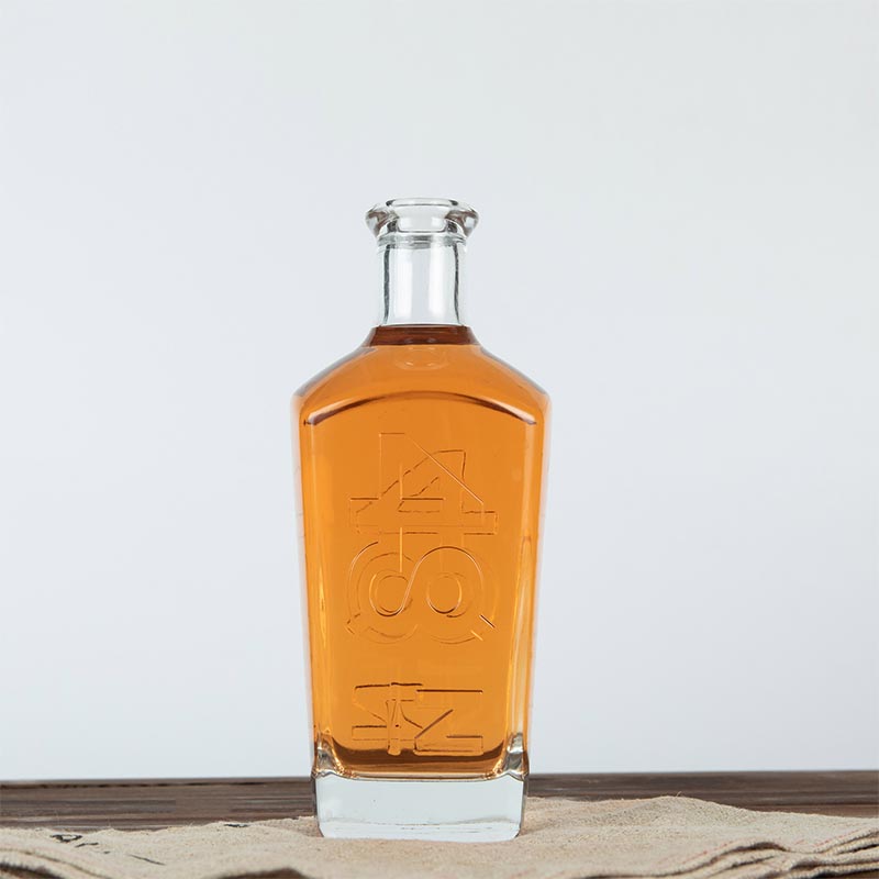 Pembekal Teratas Botol Kaca 150ml - 750ml Botol Koktel Kaca Kemasan Gabus Ukiran Tersuai – Kaca Semut